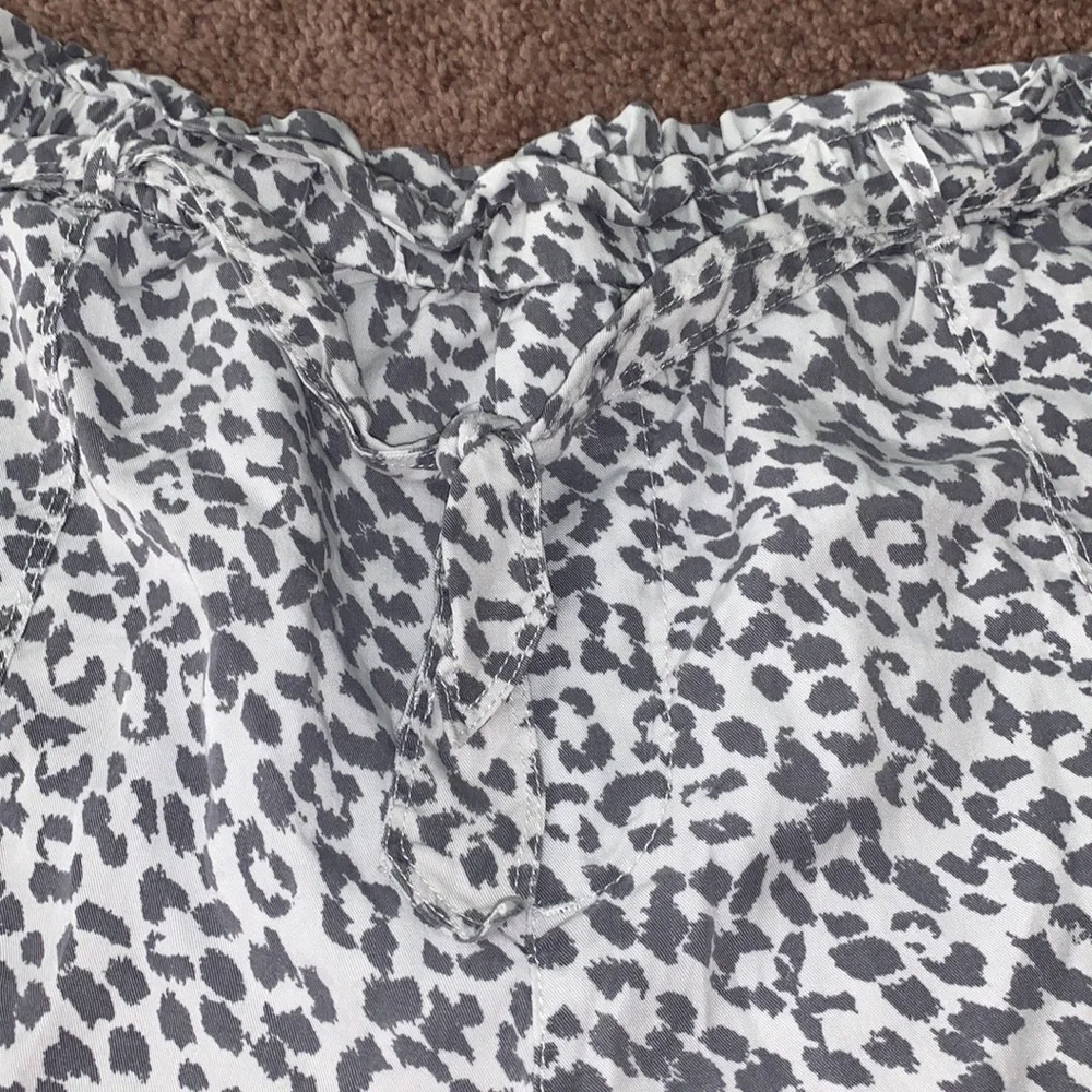 aerie shorts - Picture 2 of 5